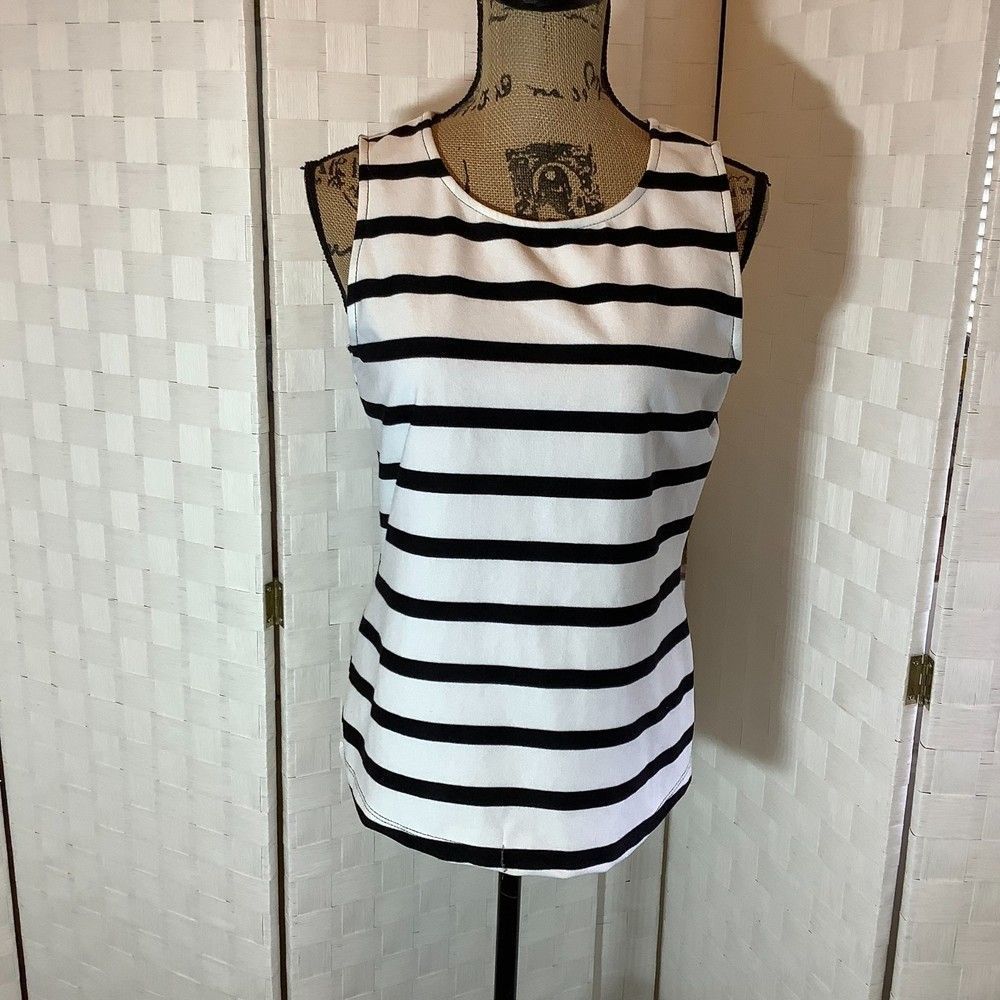 chapter one black white striped sleeveless blouse size small